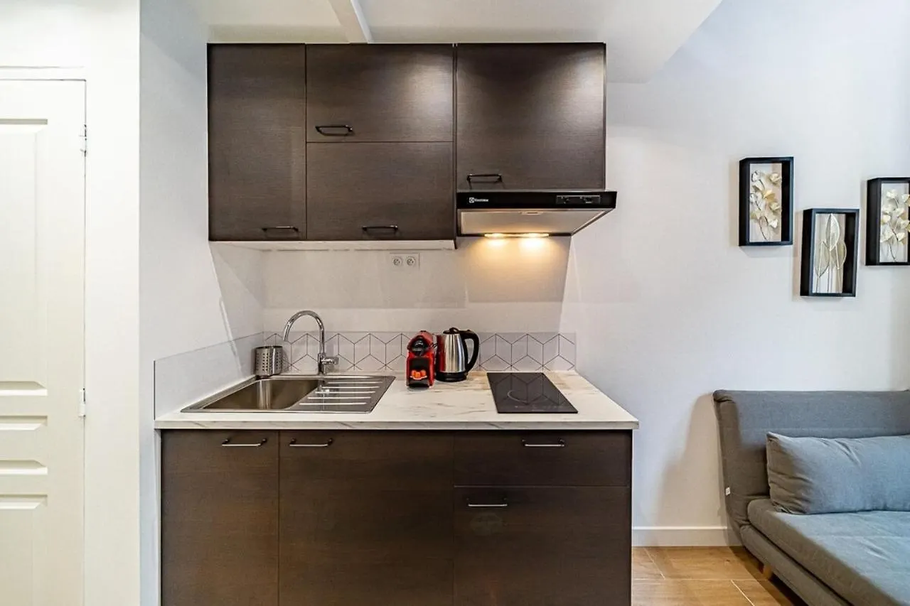 La Maison Charpennes-Appartement Cerisiers 2 Pers Villeurbanne