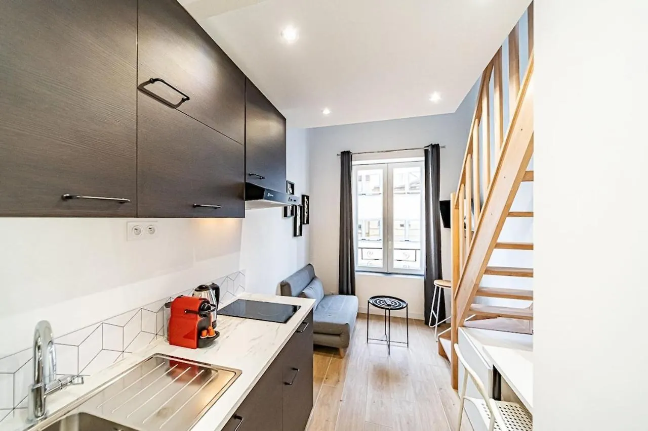 Apartment La Maison Charpennes-Appartement Cerisiers 2 Pers Villeurbanne
