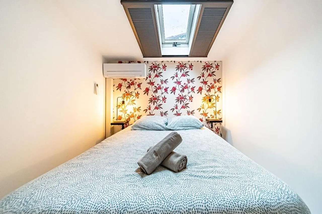 Apartment La Maison Charpennes-Appartement Cerisiers 2 Pers Villeurbanne France